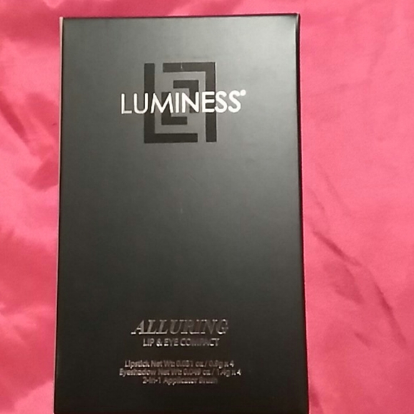 Luminous Airbrush System - Picture 3 of 10